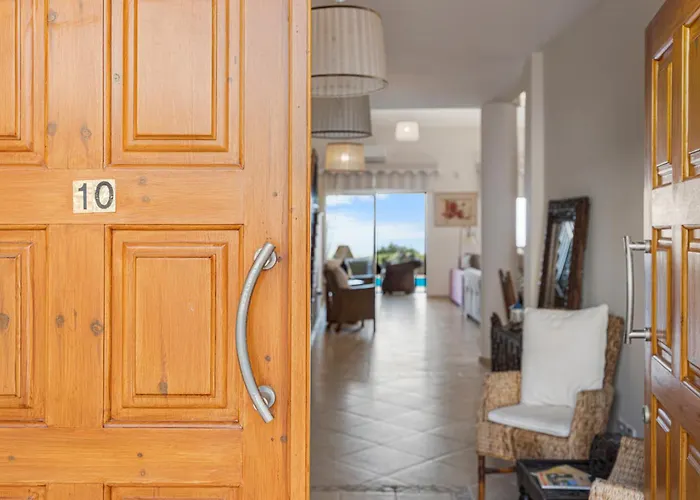 Thea, Luxury Cliff Sea View Villa *