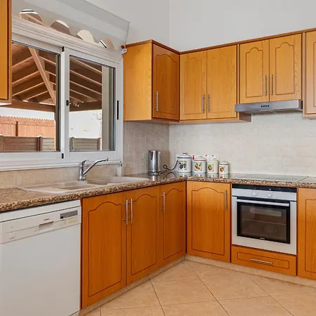 Villa Thea, Luxury Cliff Sea View