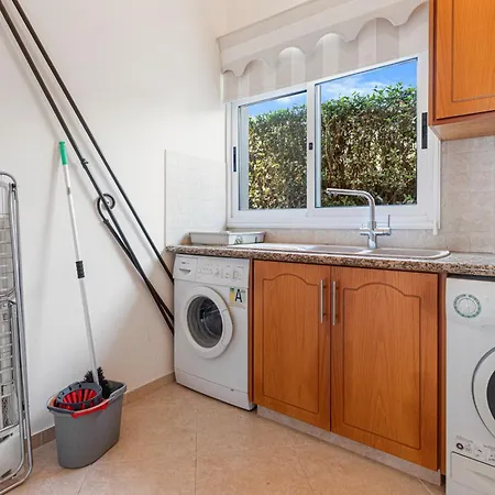 Thea, Luxury Cliff Sea View * Pissouri