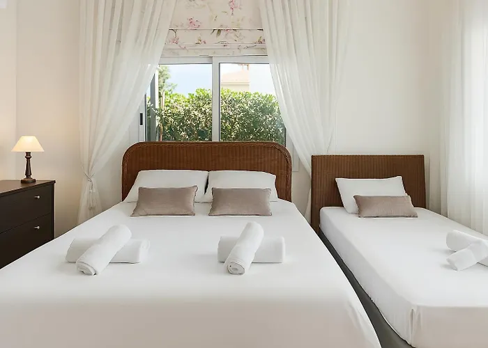 Thea, Luxury Cliff Sea View Vila *