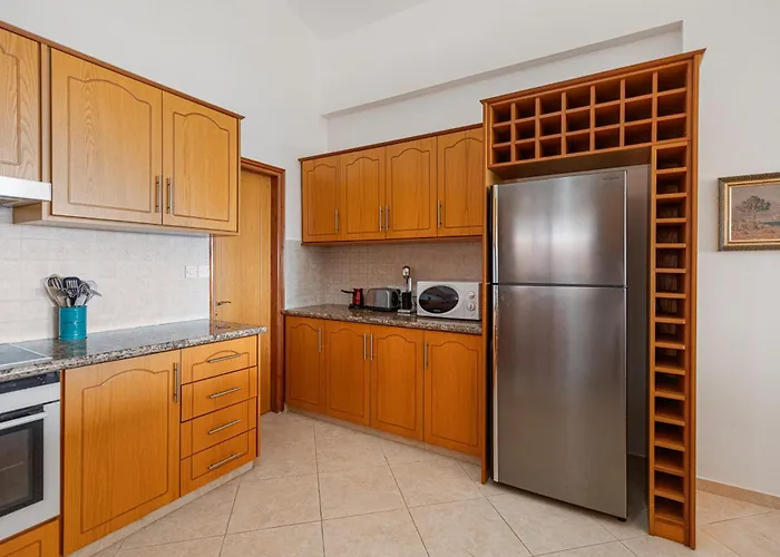 Thea, Luxury Cliff Sea View *